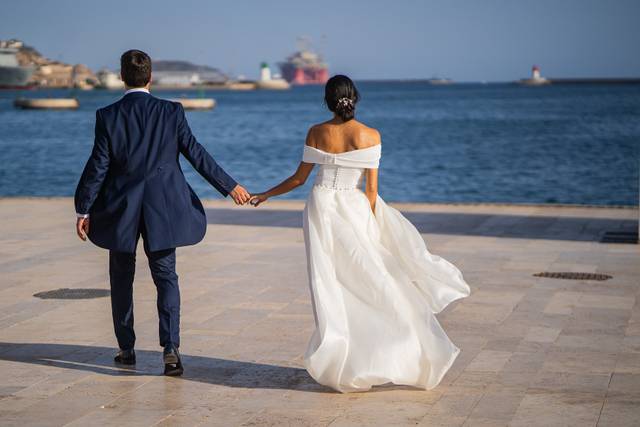 Foto de novia frente al mar