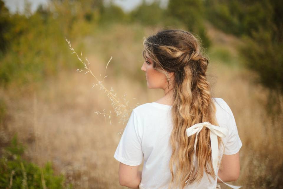 Trenza decorada con lazos