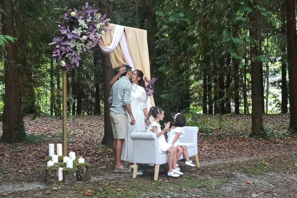 Ceremonia en el bosque