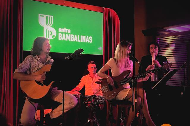 Tocando