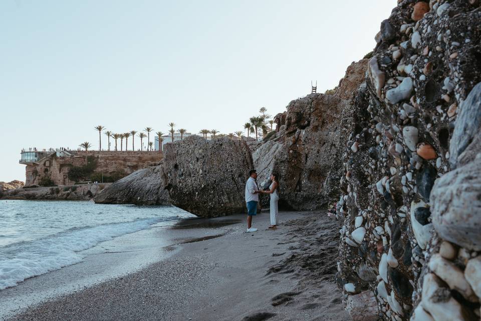 R & C
