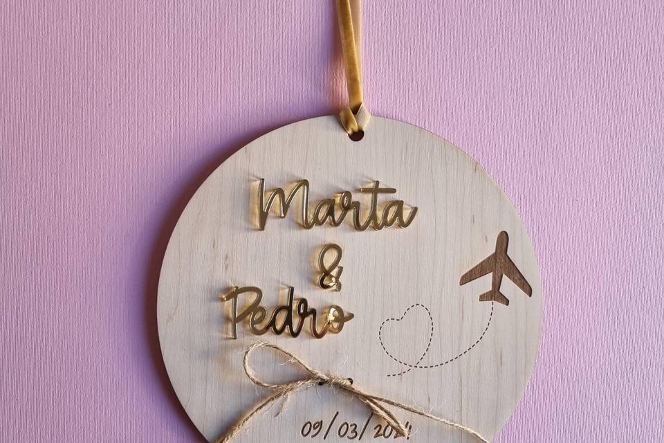 Porta alianzas madera
