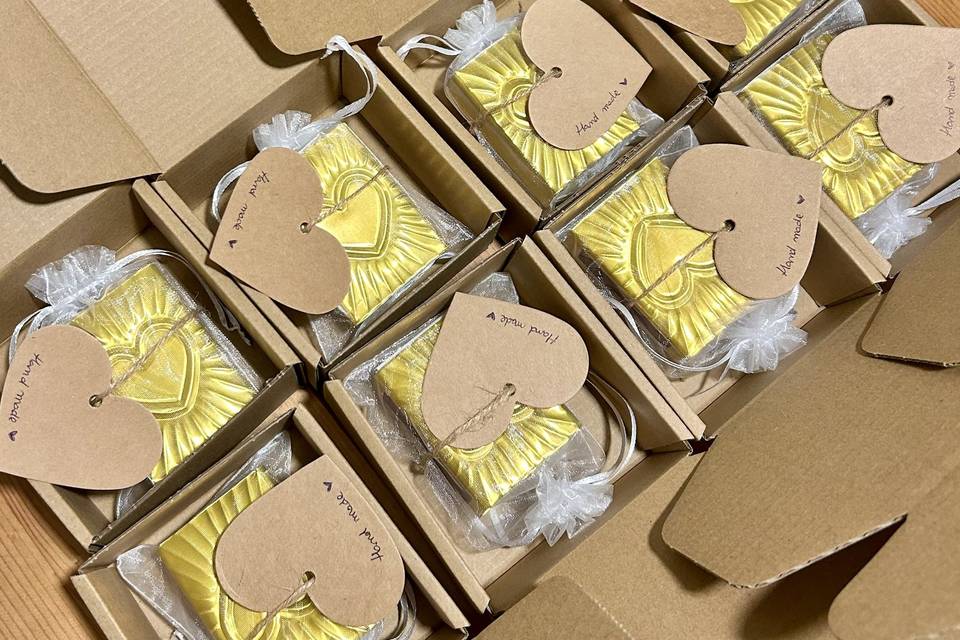 Modelo corazón dorado