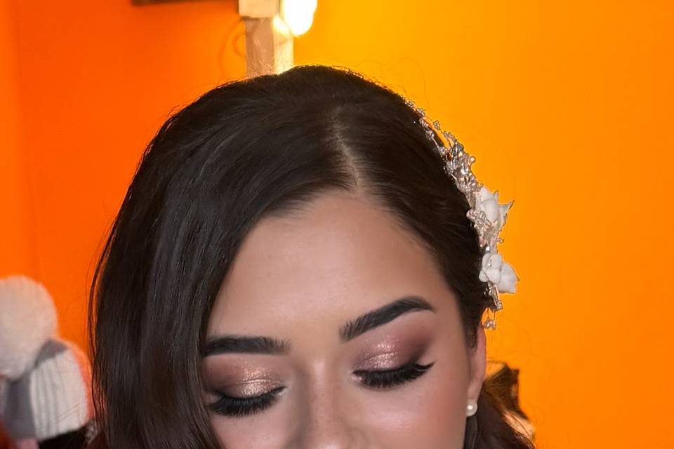 Prueba maquillaje y peinado