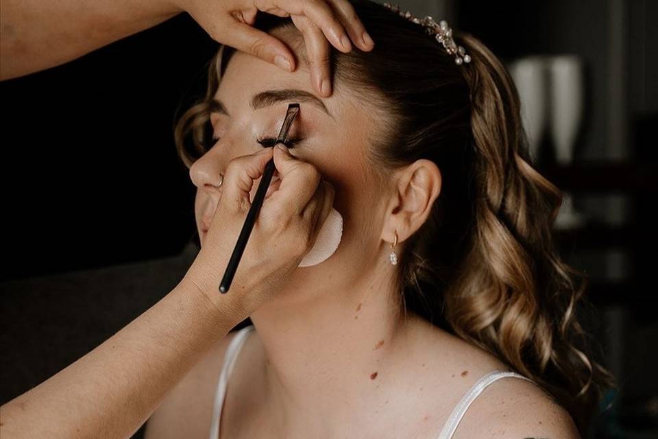 Maquillaje y peinado novia