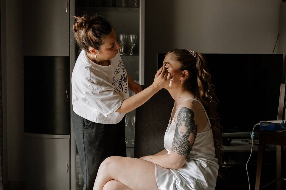 Maquillaje y peinado novia