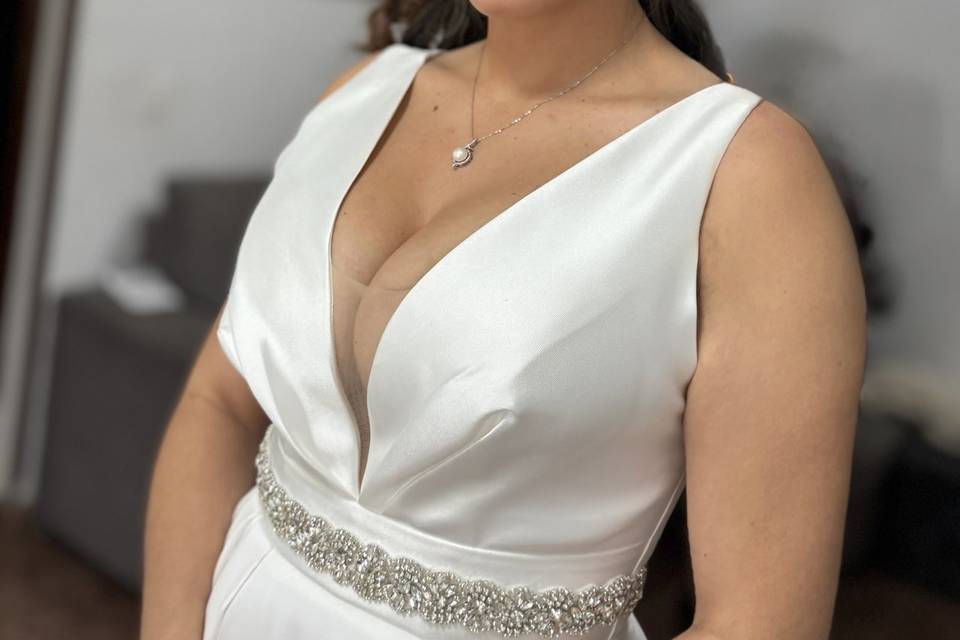Maquillaje y peinado novia