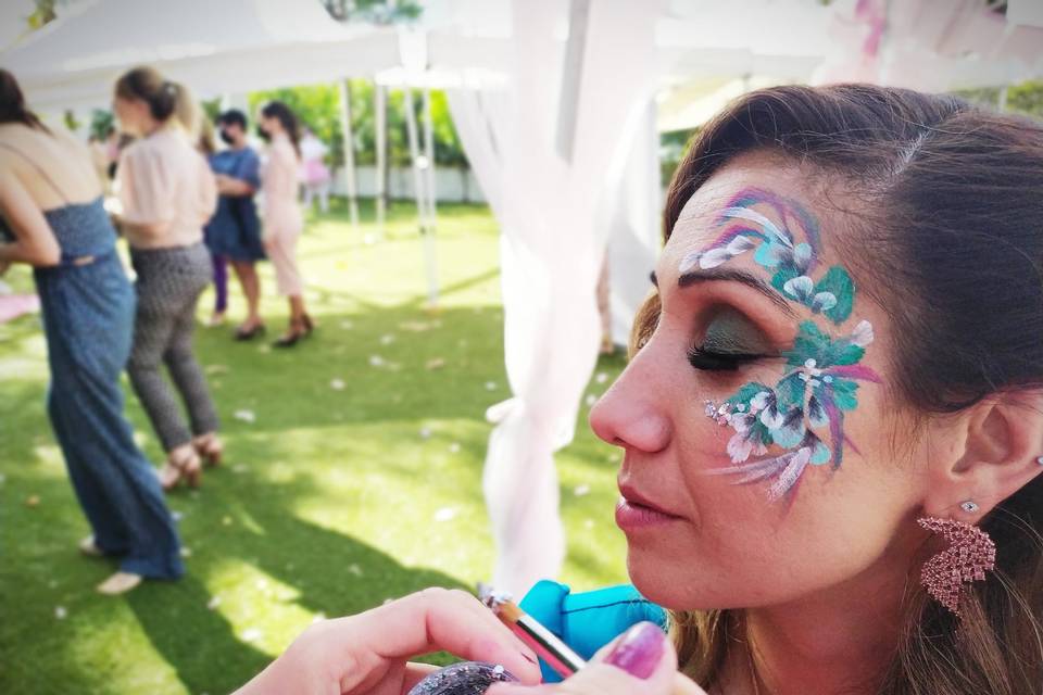 Make up adultas