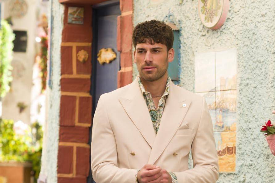 Chaqueta cruzada creme