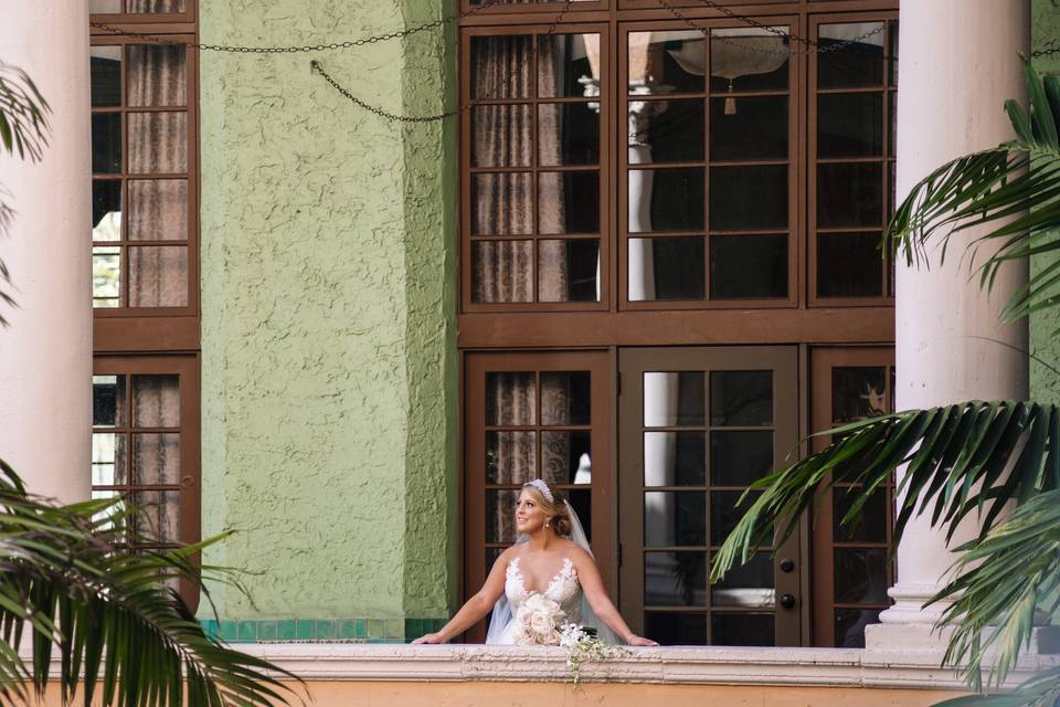 Balcony moment