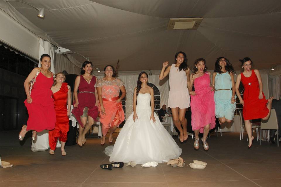 Baile de novia e invitadas