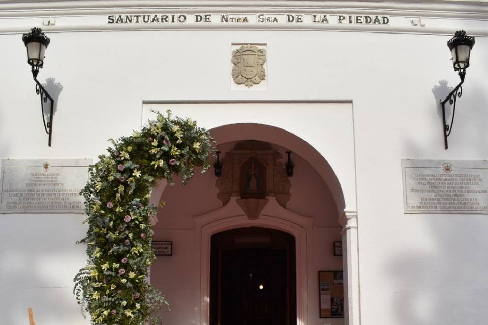 Puerta iglesia