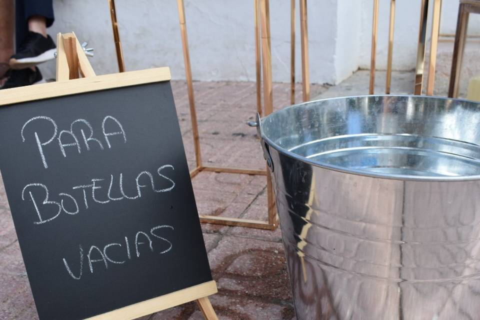 Botellas agua vacías