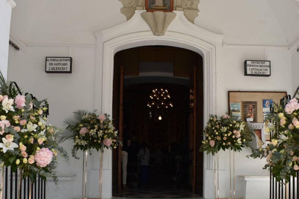 Puerta iglesia