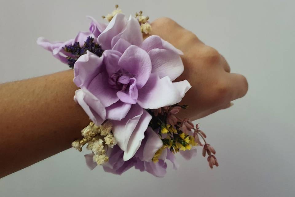 Pulsera de novia preservada