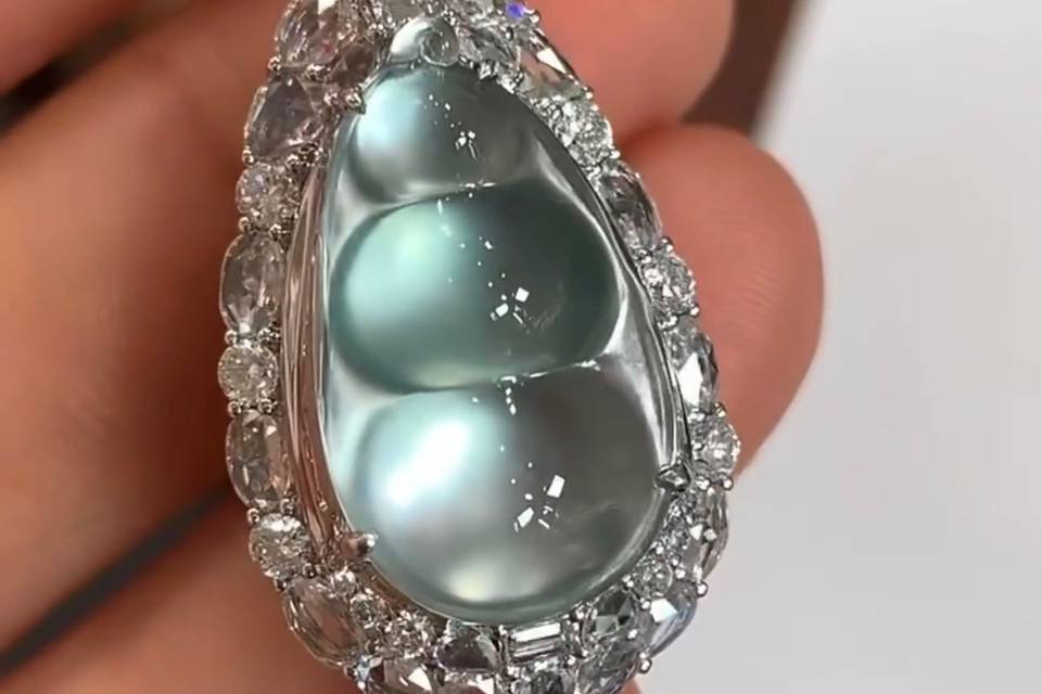 Diamantes y jadeíta