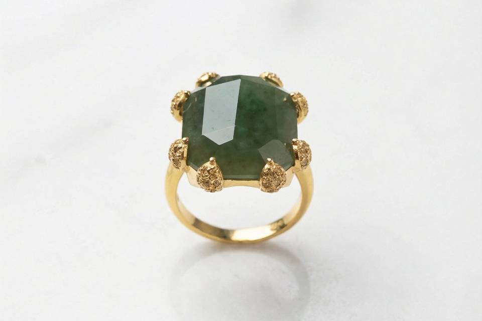 Anillo de óro macizo de 18k