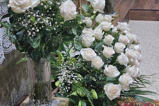 Rosas blancas iglesia