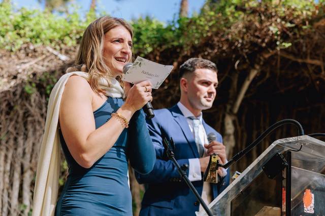 Lidya y Carlos - Maestros de ceremonias