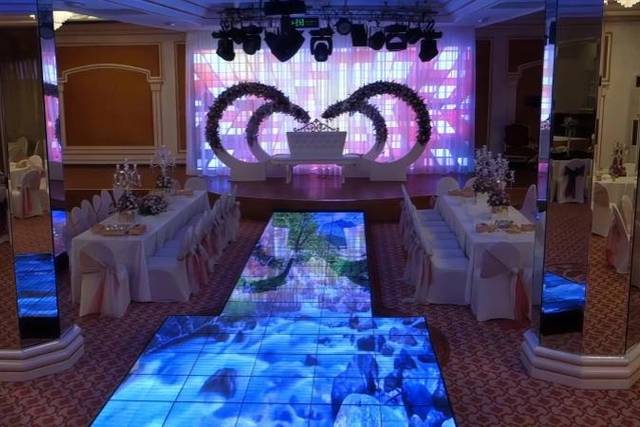 Floor screen