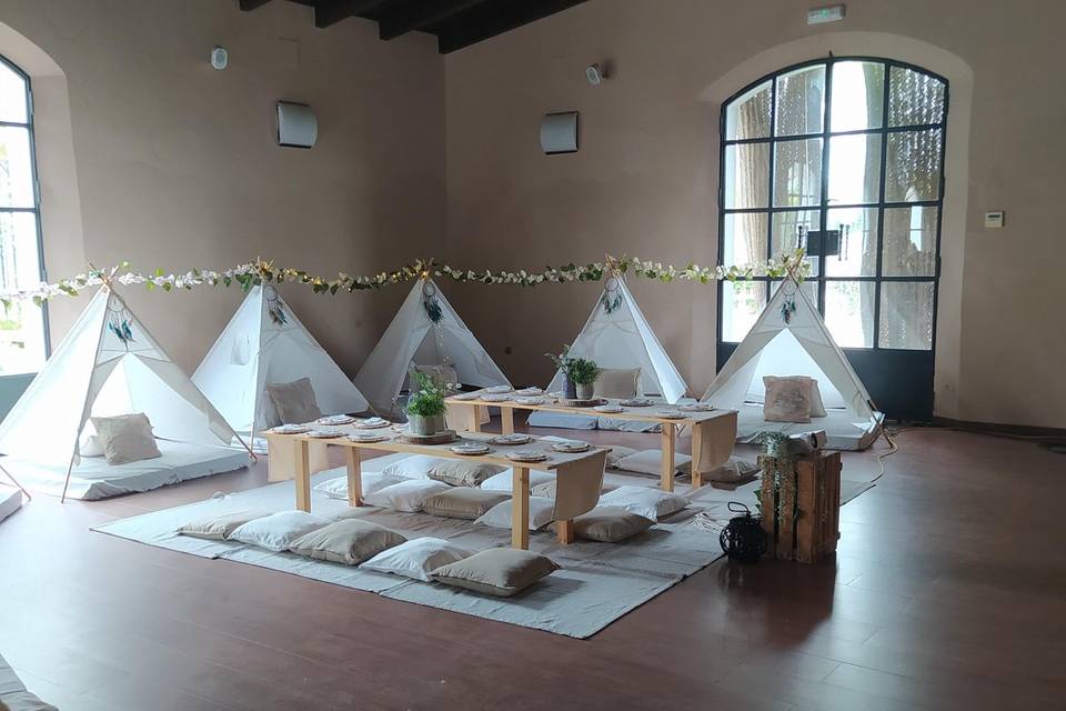 Zona infantil con proyector