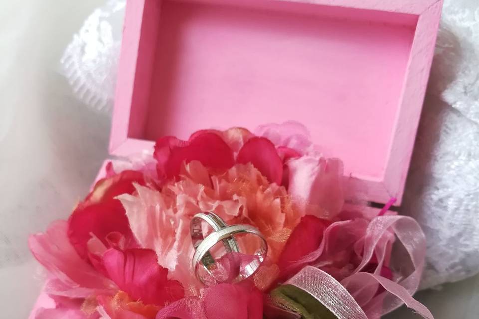 Caja para anillos en rosa