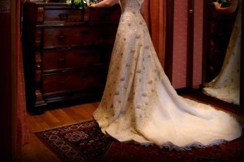 Vestido de novia con detalles