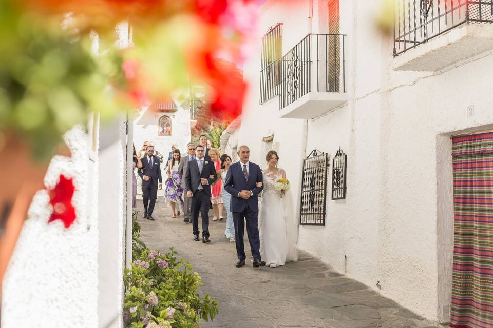 De camino a la iglesia