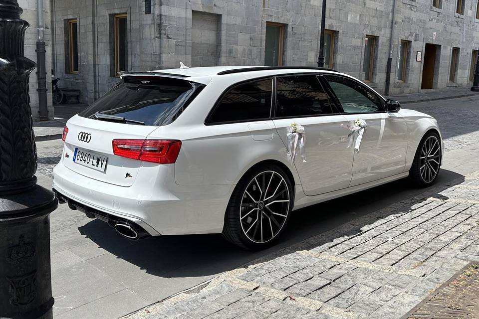 Audi A6 Avant