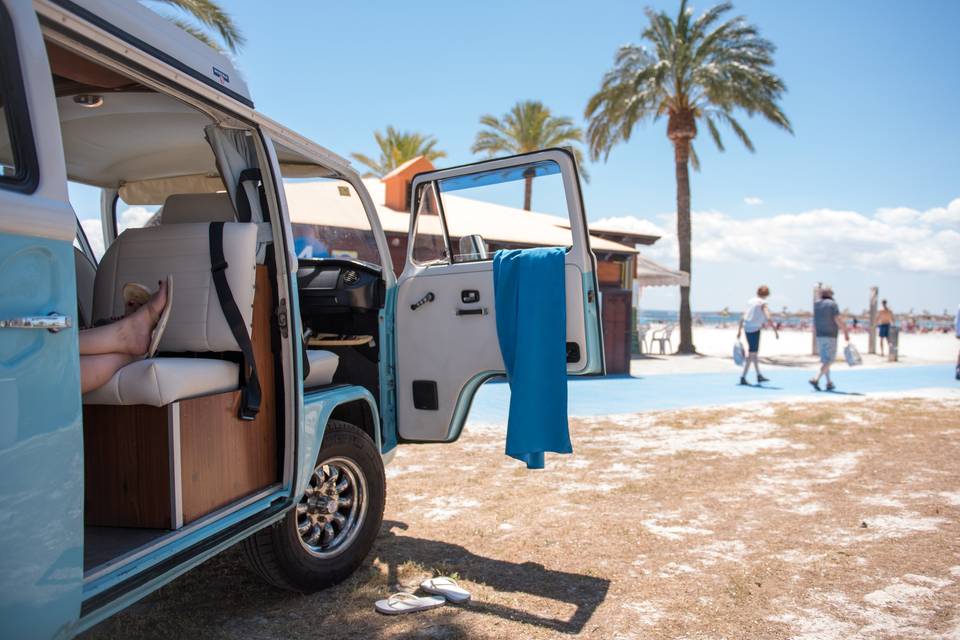 VW Bulli en Alcudia beach