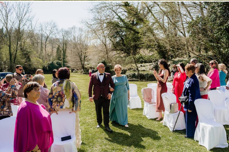 Jordi Moai Weddings