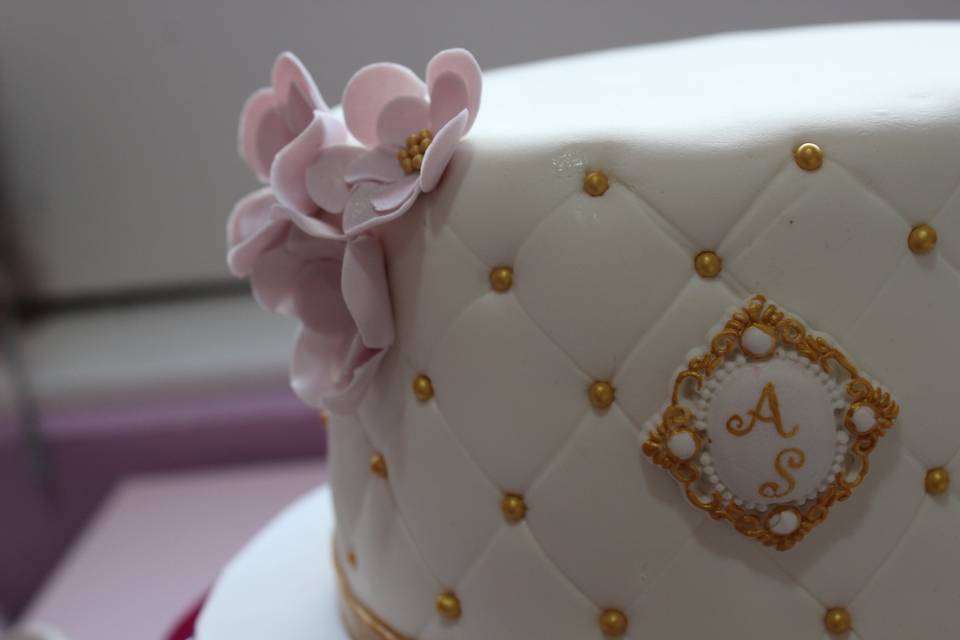 Detalles de una tarta de boda