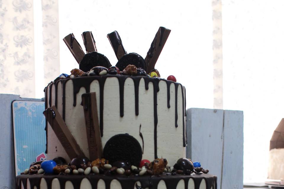 Deliciosa tarta drip cake