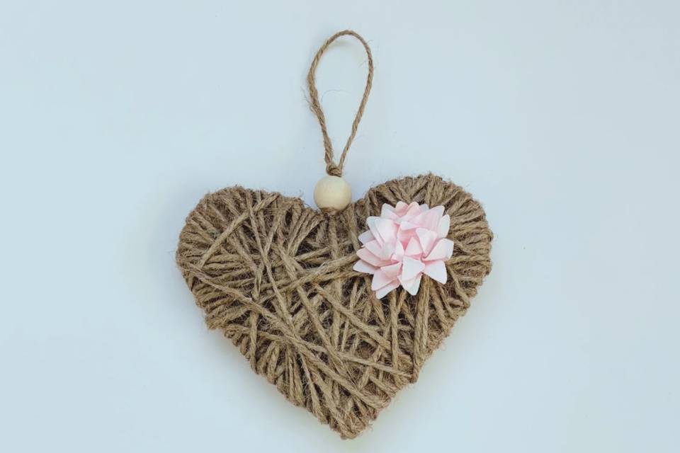 Colgante corazón con flores