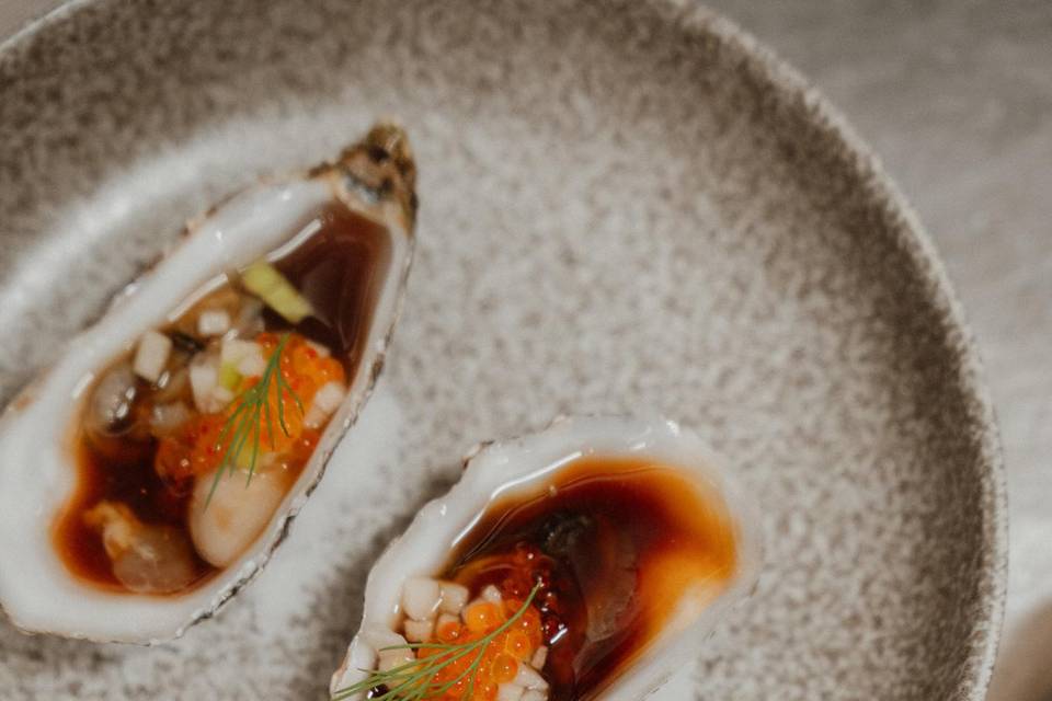 Ostras de kalamanci ponzu