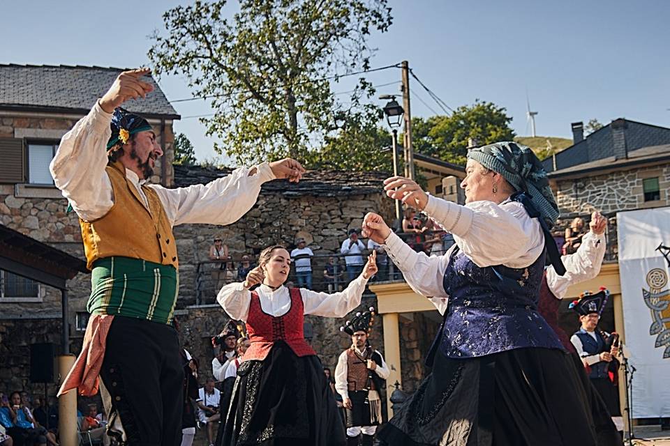Parejas de baile tradicional