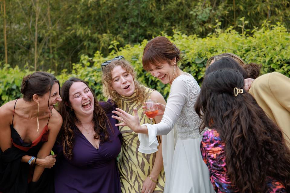 Novia y amigas