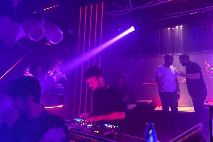 La 3 club