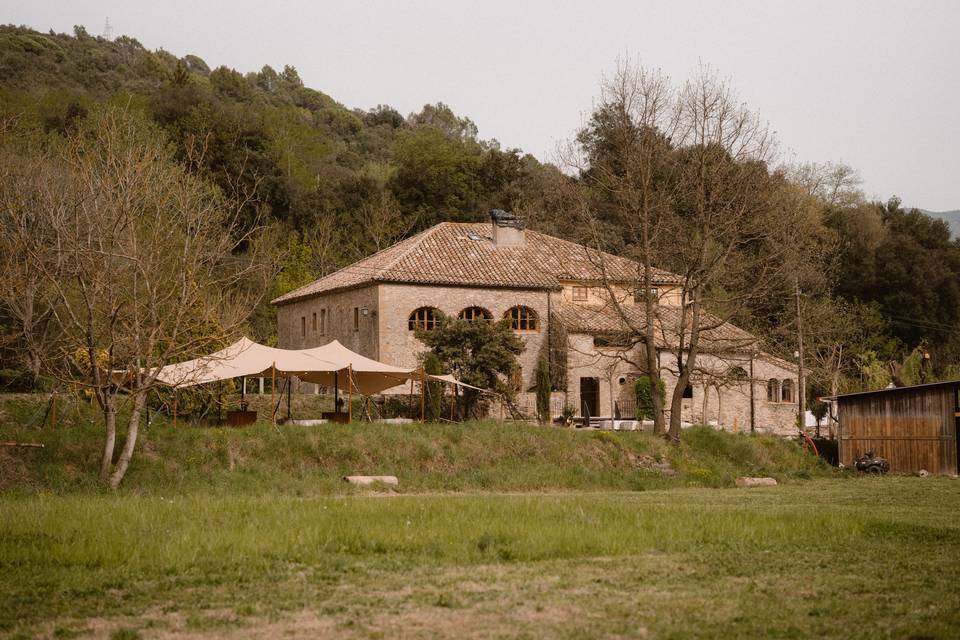Side view of Vall Amagada