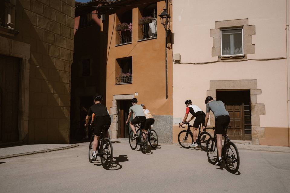 Cycling tour
