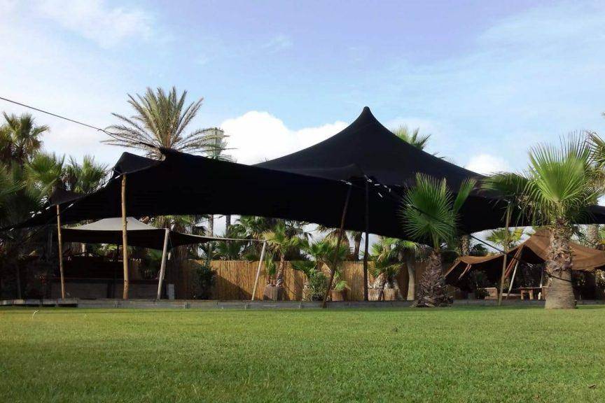 Carpas beduinas negras