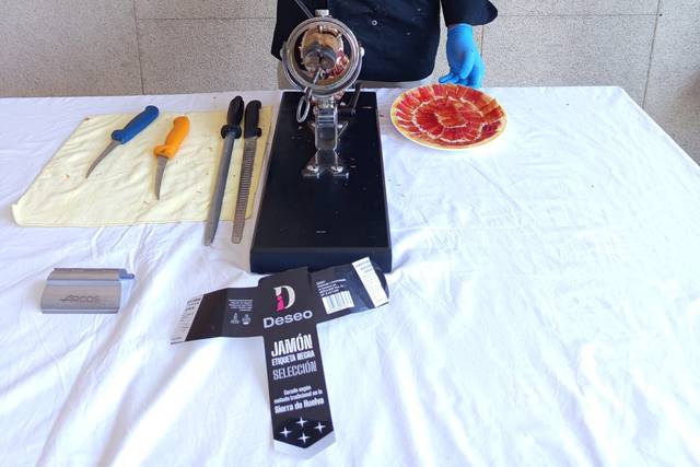Samuel Cortador Jamon Vigo