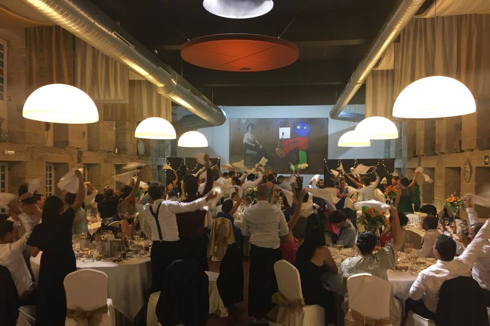 Fiesta durante el banquete