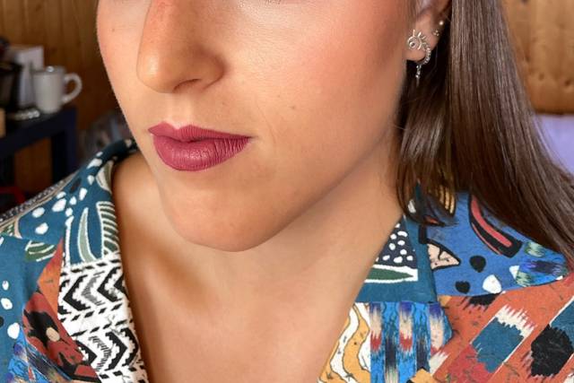 Maquillaje burdeos