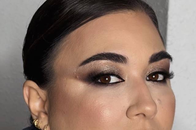 Carolina Caballero Makeup
