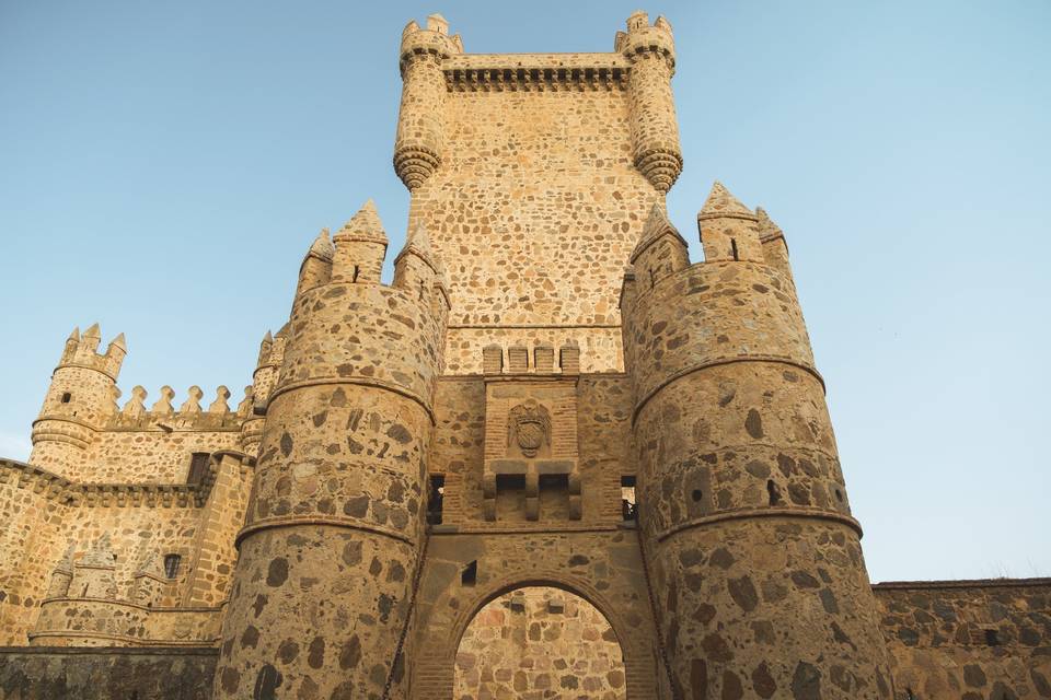 Castillo de Guadamur by Akera