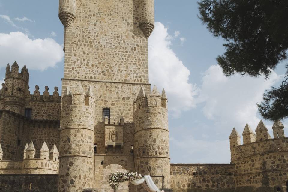 Castillo de Guadamur by Akera