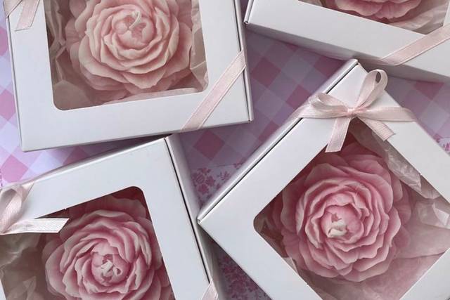 Rosa en caja: elige tono, flor