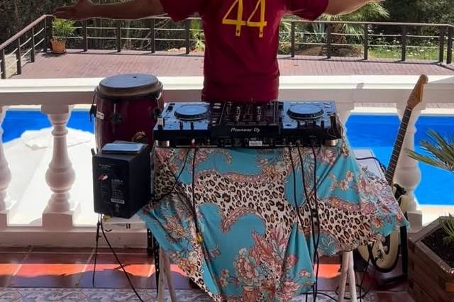 Señor Kin-DJ