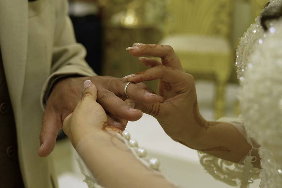 Mano01.